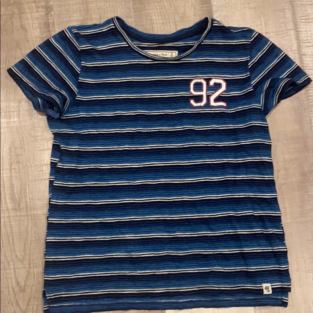 A&F blue striped tee